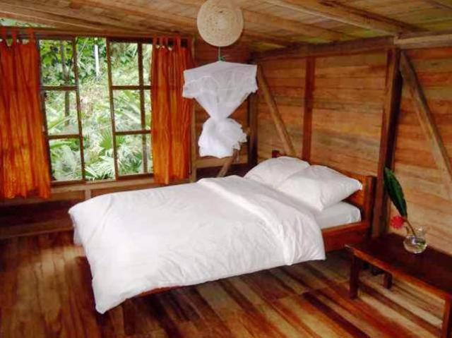 Huella Verde Rainforest Lodge Canelos Rum bild