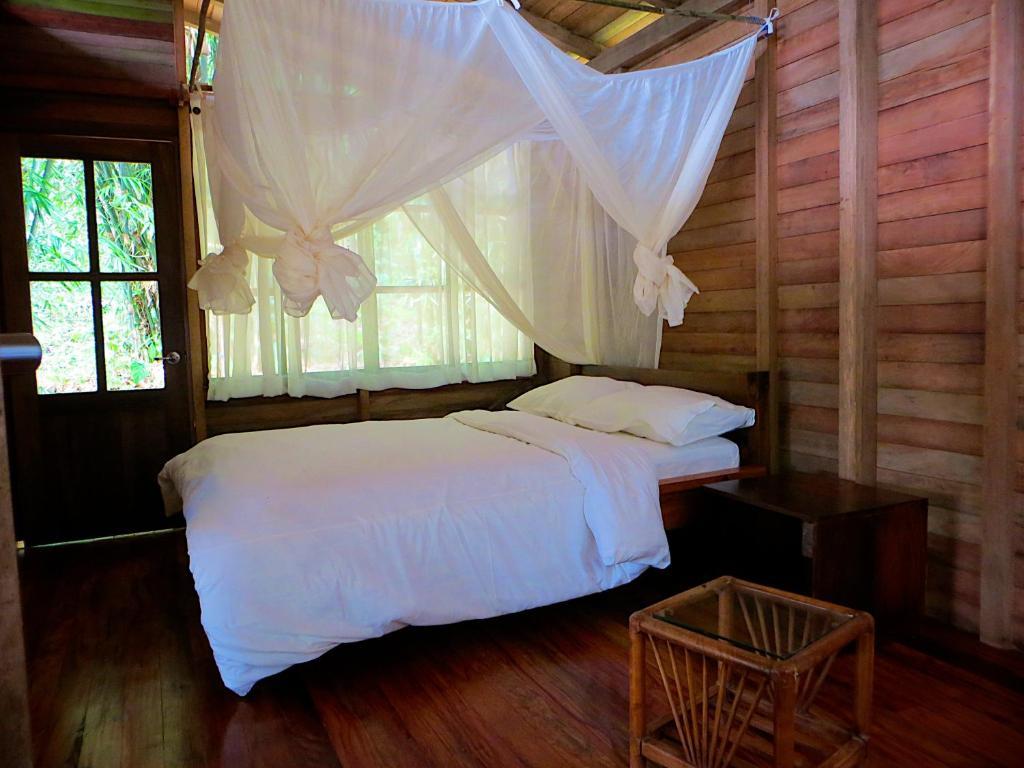 Huella Verde Rainforest Lodge Canelos Rum bild